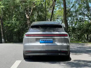 Li Auto i6 2025 Полный привод Стандартная версия экстерьер фото 5 Li Auto i6 2025 Полный привод Стандартная версия экстерьер фото 5