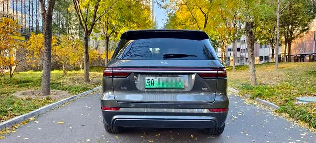 Li Auto ONE 2020 extended range 6 Seat plate exterior photo 5 Li Auto ONE 2020 extended range 6 Seat plate exterior photo 5
