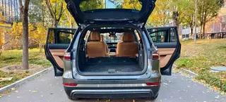 Li Auto ONE 2020 extended range 6 Seat plate interior photo 18 Li Auto ONE 2020 extended range 6 Seat plate interior photo 18