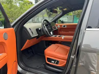 Li Auto L9 2022 Max Версия экстерьер фото 5