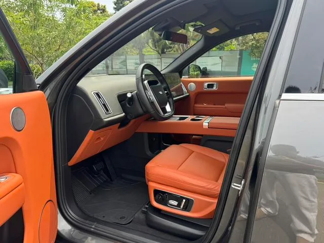 Li Auto L9 2022 Max Версия экстерьер фото 5