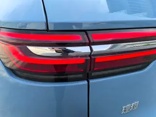 Li Auto ONE 2021 extended range 6 Seat plate interior photo 10 Li Auto ONE 2021 extended range 6 Seat plate interior photo 10