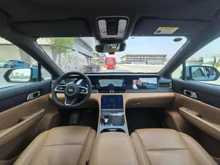 Li Auto ONE 2021 extended range 6 Seat plate interior photo 13 Li Auto ONE 2021 extended range 6 Seat plate interior photo 13