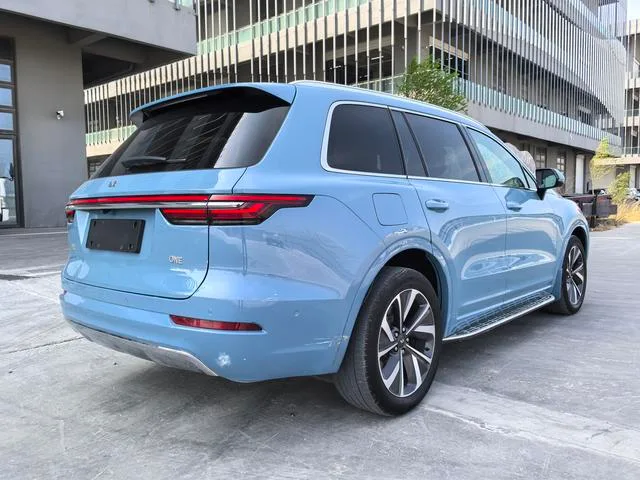Li Auto ONE 2021 extended range 6 Seat plate interior photo 15 Li Auto ONE 2021 extended range 6 Seat plate interior photo 15