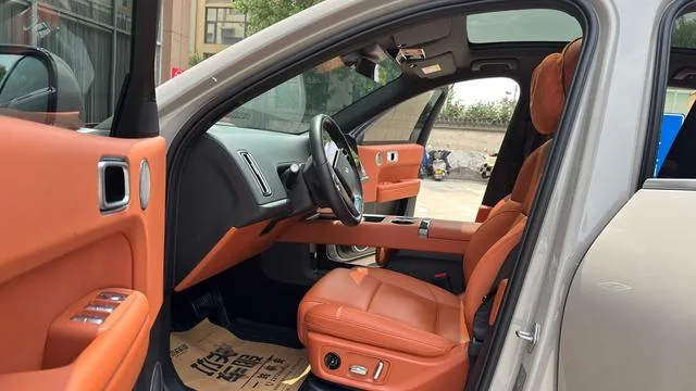 Li Auto L6 2024 Max Версия экстерьер фото 5