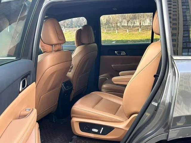 Li Auto ONE 2021 Extensión de rango 6 Placa del asiento exterior foto 5 Li Auto ONE 2021 Extensión de rango 6 Placa del asiento exterior foto 5
