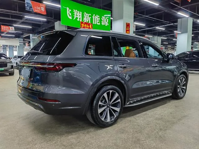 Li Auto ONE 2020 extended range 7 Seat plate exterior photo 4 Li Auto ONE 2020 extended range 7 Seat plate exterior photo 4
