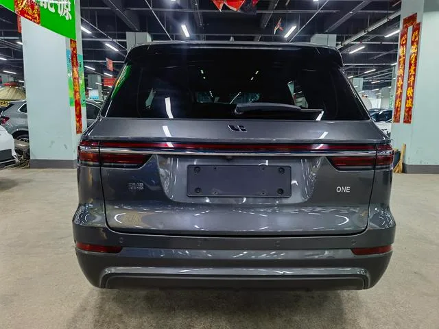 Li Auto ONE 2020 extended range 7 Seat plate exterior photo 5 Li Auto ONE 2020 extended range 7 Seat plate exterior photo 5