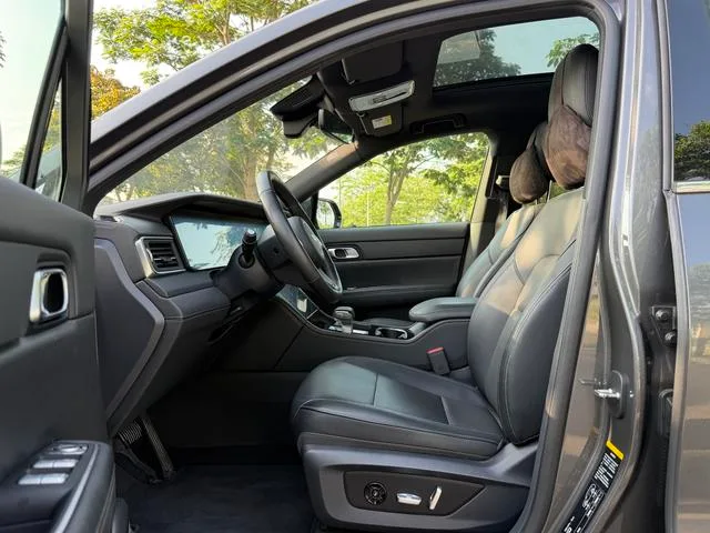 Li Auto ONE 2021 Extensión de rango 6 Placa del asiento exterior foto 6