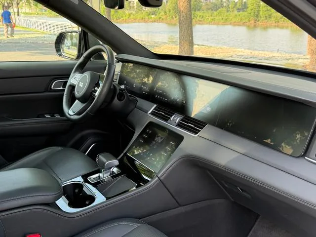 Li Auto ONE 2021 Extensión de rango 6 Placa del asiento exterior foto 9