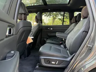 Li Auto ONE 2021 Extensión de rango 6 Placa del asiento interior foto 13