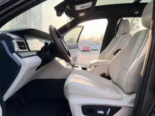 Li Auto ONE 2020 Extensión de rango 6 Placa del asiento interior foto 17 Li Auto ONE 2020 Extensión de rango 6 Placa del asiento interior foto 17
