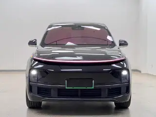 Li Auto L8 2024 Pro Версия экстерьер фото 3 Li Auto L8 2024 Pro Версия экстерьер фото 3