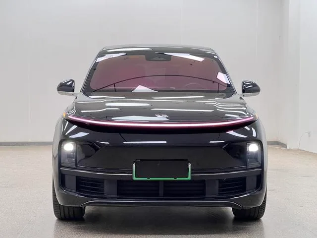 Li Auto L8 2024 Pro Версия экстерьер фото 3 Li Auto L8 2024 Pro Версия экстерьер фото 3
