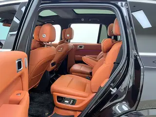 Li Auto L8 2024 Pro Версия интерьер фото 13 Li Auto L8 2024 Pro Версия интерьер фото 13