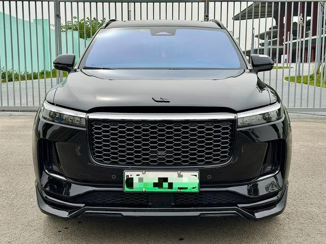 Li Auto ONE 2021 extended range 6 Seat plate exterior photo 3 Li Auto ONE 2021 extended range 6 Seat plate exterior photo 3