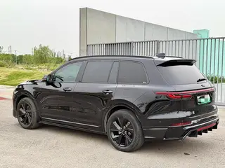 Li Auto ONE 2021 extended range 6 Seat plate exterior photo 6 Li Auto ONE 2021 extended range 6 Seat plate exterior photo 6
