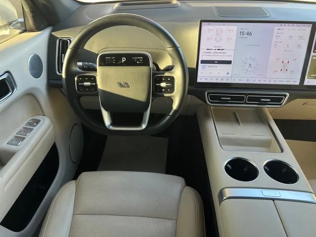 Li Auto L7 2023 Pro version interior photo 19 Li Auto L7 2023 Pro version interior photo 19