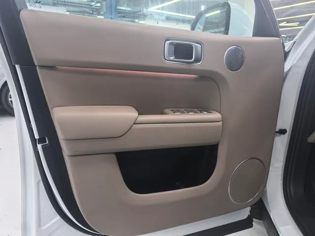 Li Auto L7 2025 Max Smart Rejuvenation New Edition interior photo 11 Li Auto L7 2025 Max Smart Rejuvenation New Edition interior photo 11