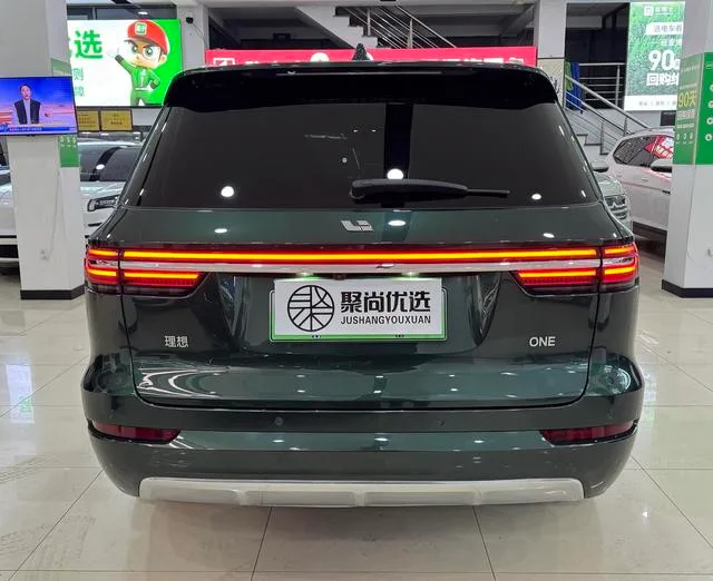Li Auto ONE 2021 Увеличение диапазона 6 Кресельная плита интерьер фото 12 Li Auto ONE 2021 Увеличение диапазона 6 Кресельная плита интерьер фото 12