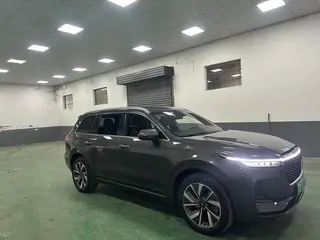 Li Auto ONE 2021 extended range 6 Seat plate exterior photo 3 Li Auto ONE 2021 extended range 6 Seat plate exterior photo 3