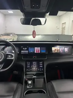 Li Auto ONE 2021 extended range 6 Seat plate interior photo 9 Li Auto ONE 2021 extended range 6 Seat plate interior photo 9