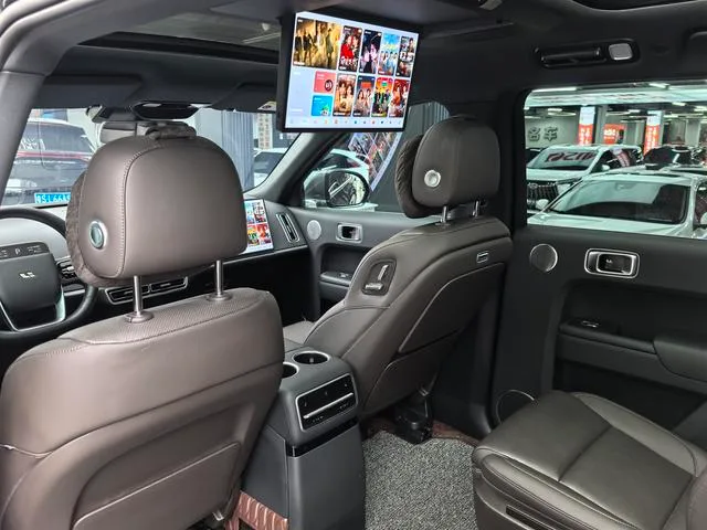 Li Auto L9 2022 Max Edición interior foto 12