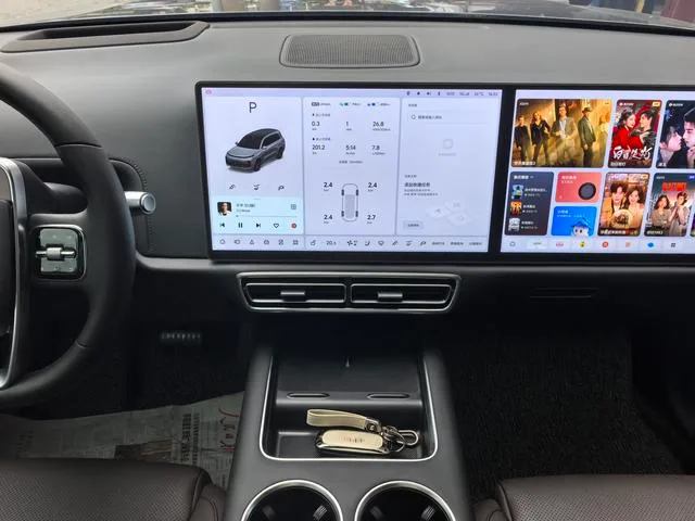 Li Auto L9 2022 Max Edición interior foto 17