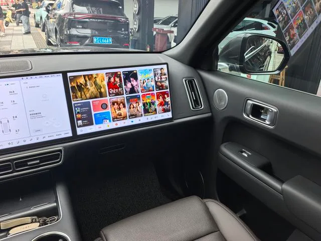 Li Auto L9 2022 Max Edición interior foto 18