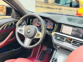 BMW 4 Series 2022 430i Capa abierta M Traje nocturno deportivo Yao interior foto 17 BMW 4 Series 2022 430i Capa abierta M Traje nocturno deportivo Yao interior foto 17