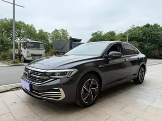 Volkswagen Sagitar 2023 300TSI DSG Versión más allá exterior foto 1