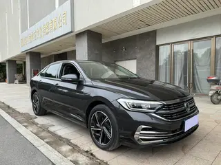 Volkswagen Sagitar 2023 300TSI DSG Versión más allá exterior foto 3