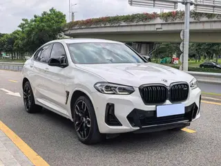 BMW X4 2022 M40i exterior foto 3