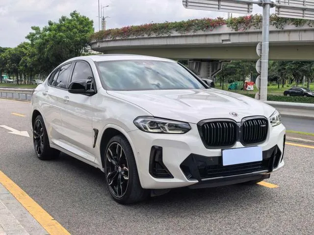BMW X4 2022 M40i exterior foto 3