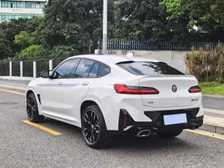 BMW X4 2022 M40i exterior foto 6