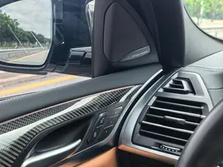 BMW X4 2022 M40i interior foto 15