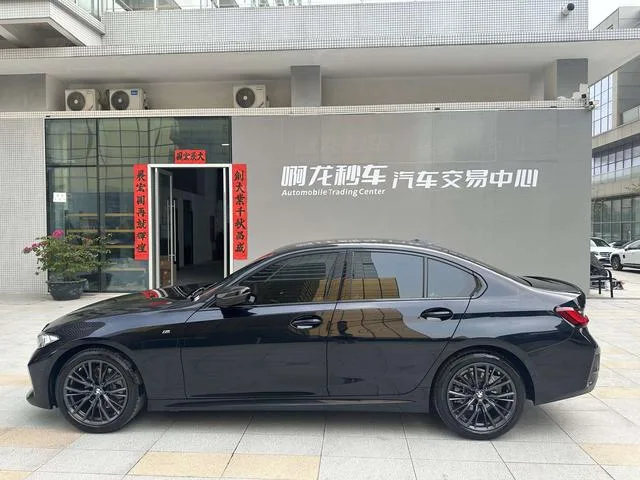 BMW 3 Series 2023 325i M Sports Night Suit exterior photo 7 BMW 3 Series 2023 325i M Sports Night Suit exterior photo 7