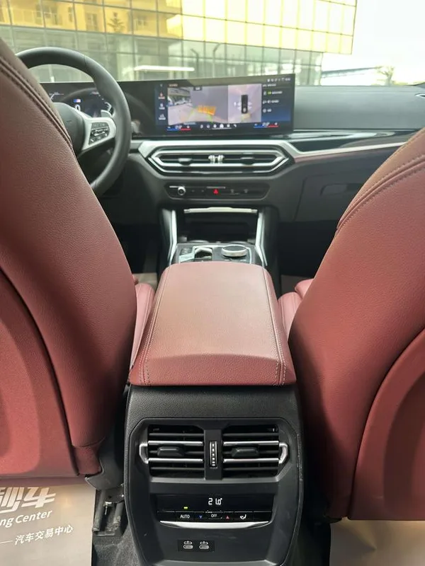BMW 3 Series 2023 325i M Sports Night Suit interior photo 12 BMW 3 Series 2023 325i M Sports Night Suit interior photo 12
