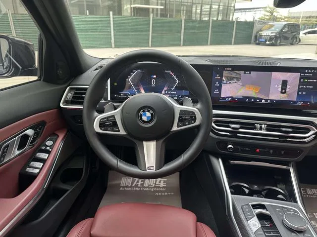 BMW 3 Series 2023 325i M Sports Night Suit interior photo 17 BMW 3 Series 2023 325i M Sports Night Suit interior photo 17