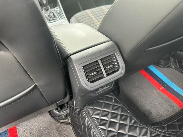 Volkswagen Lavida 2022 280TSI DSG Comfort Edition interior photo 9 Volkswagen Lavida 2022 280TSI DSG Comfort Edition interior photo 9