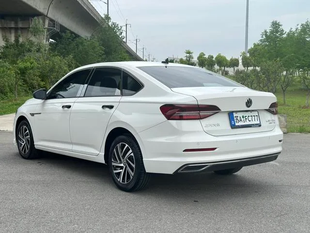 Volkswagen Lavida 2022 280TSI DSG Comfort Edition interior photo 14 Volkswagen Lavida 2022 280TSI DSG Comfort Edition interior photo 14