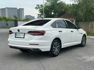 Volkswagen Lavida 2022 280TSI DSG Comfort Edition interior photo 15 Volkswagen Lavida 2022 280TSI DSG Comfort Edition interior photo 15