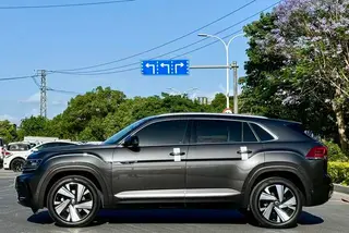 Volkswagen Teramont 2022 Teramont X 330TSI Deux roues motrices respectent la version de luxe extérieur photo 4