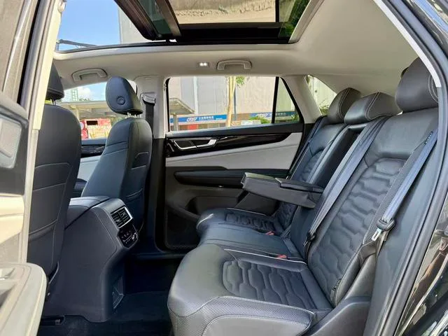 Volkswagen Teramont 2022 Teramont X 330TSI Deux roues motrices respectent la version de luxe intérieur photo 7