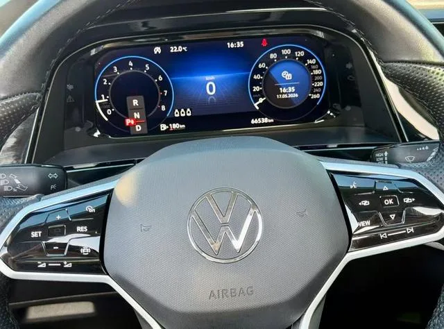 Volkswagen Teramont 2022 Teramont X 330TSI Deux roues motrices respectent la version de luxe intérieur photo 9