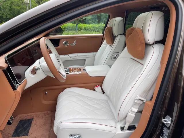 Maextro S800 2025 extended range Starshine Executive Edition 4 seat exterior photo 5 Maextro S800 2025 extended range Starshine Executive Edition 4 seat exterior photo 5