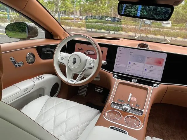 Maextro S800 2025 extended range Starshine Executive Edition 4 seat interior photo 10 Maextro S800 2025 extended range Starshine Executive Edition 4 seat interior photo 10