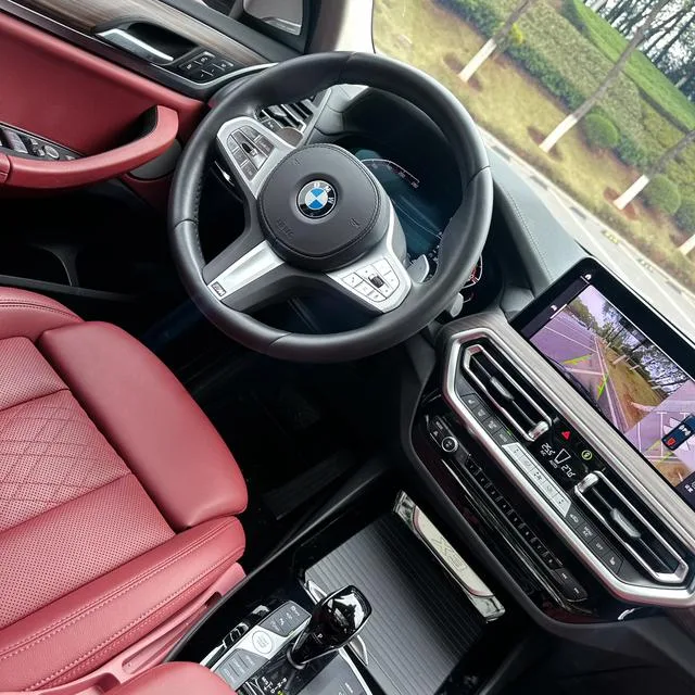 BMW X3 2023 xDrive30i Líder M Traje de noche Yao interior foto 12 BMW X3 2023 xDrive30i Líder M Traje de noche Yao interior foto 12