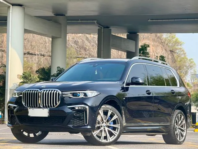 BMW X7 2022 xDrive40i Premium Class M Sports suit exterior photo 1 BMW X7 2022 xDrive40i Premium Class M Sports suit exterior photo 1