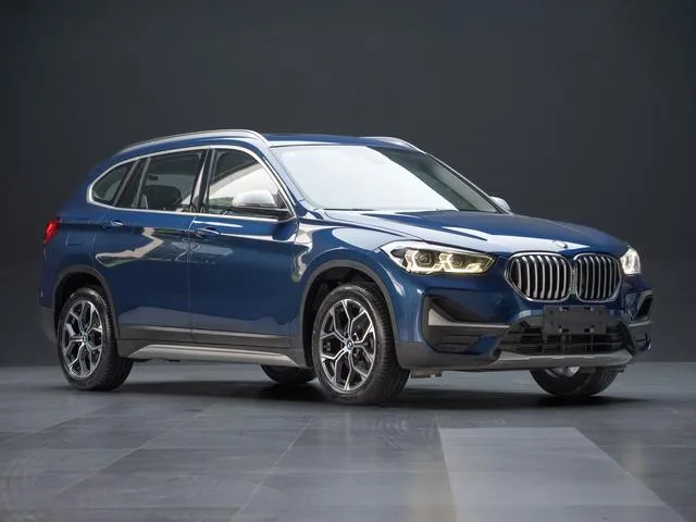 BMW X1 2022 sDrive20Li Модный тип экстерьер фото 4 BMW X1 2022 sDrive20Li Модный тип экстерьер фото 4